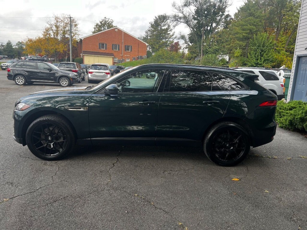 2017 Jaguar F-PACE Image 7