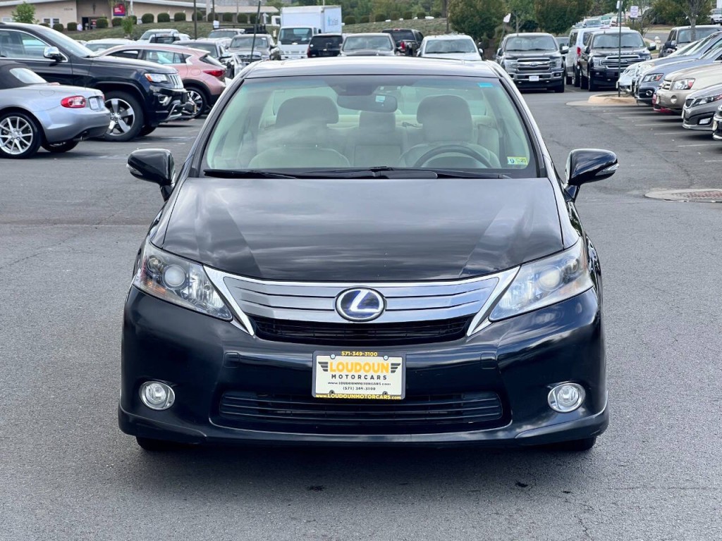 2010 Lexus HS 250h Image 2
