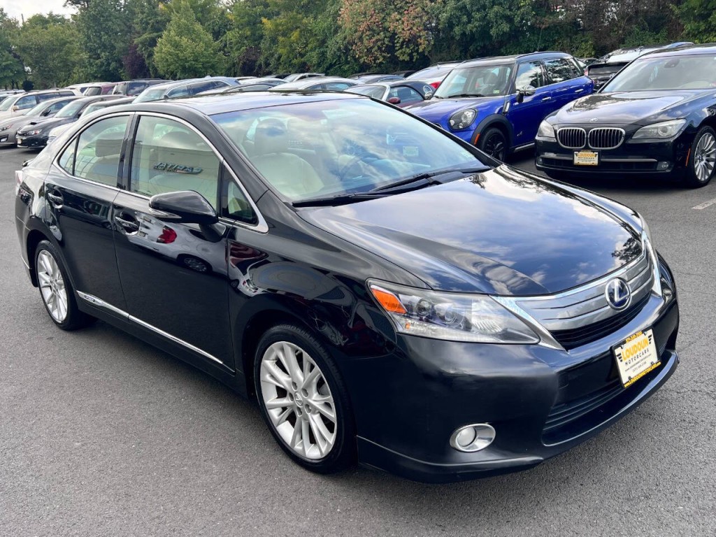 2010 Lexus HS 250h Image 3