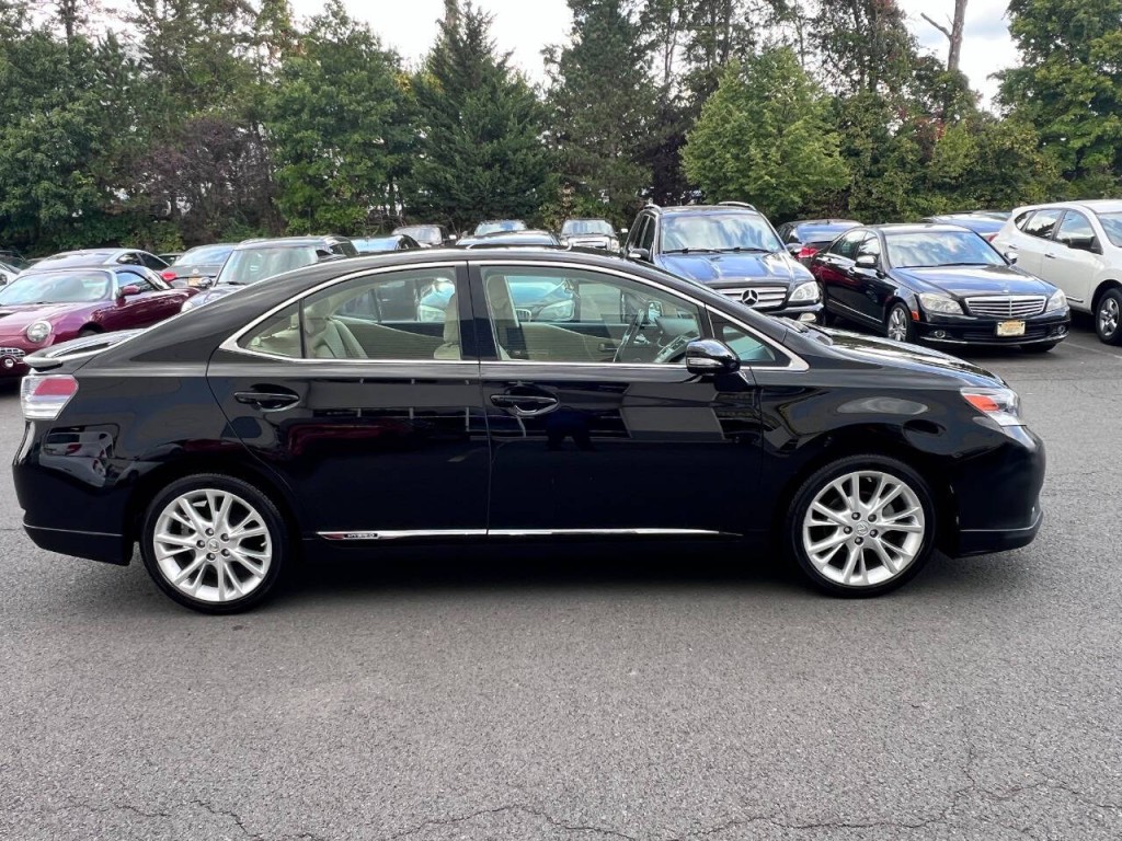 2010 Lexus HS 250h Image 4