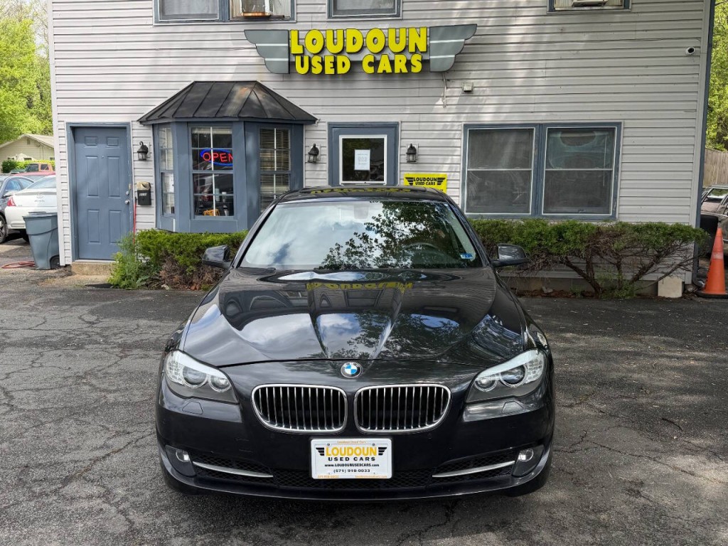 2013 BMW 5 Series Image 2
