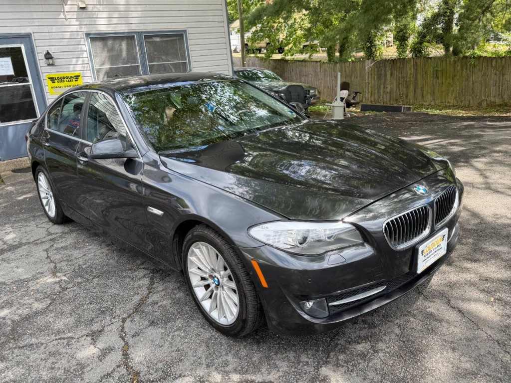 2013 BMW 5 Series Image 3