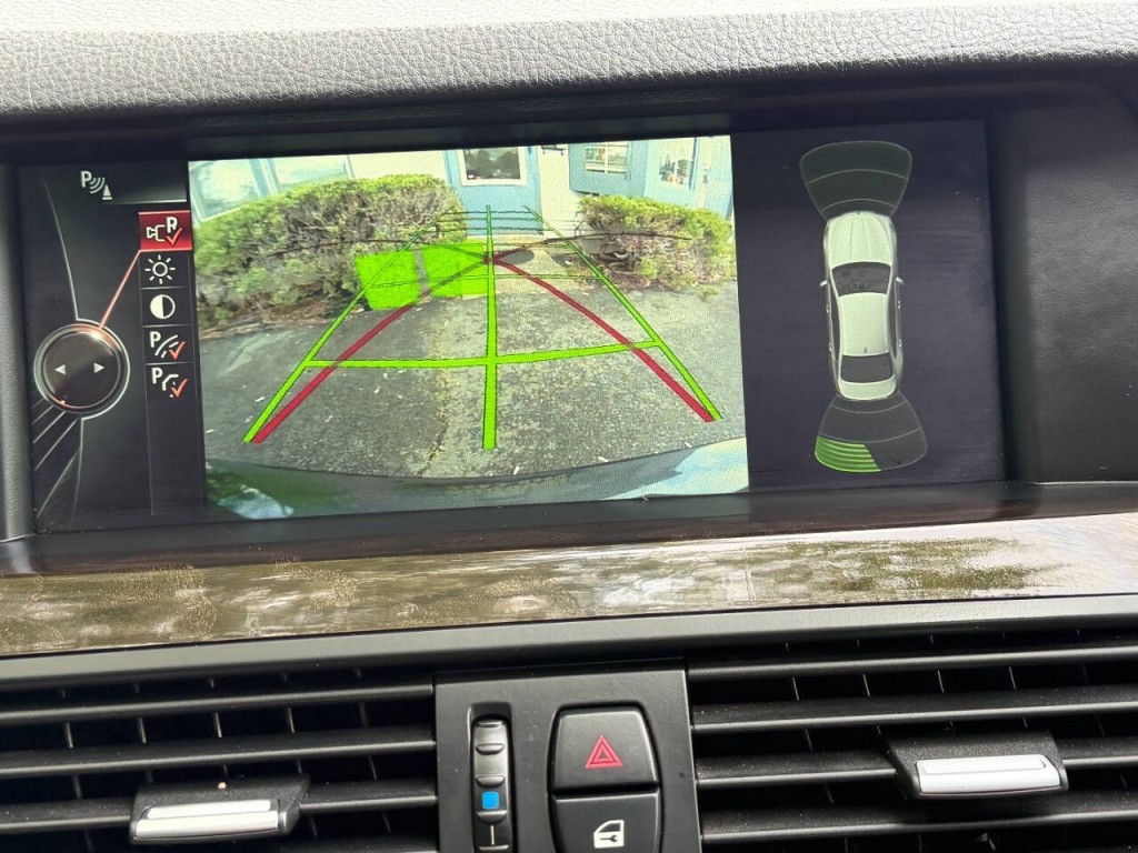 2013 BMW 5 Series Image 22