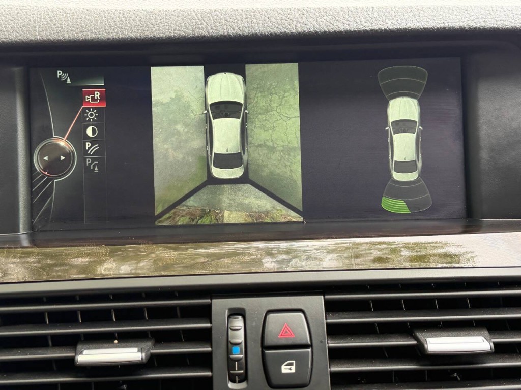 2013 BMW 5 Series Image 23