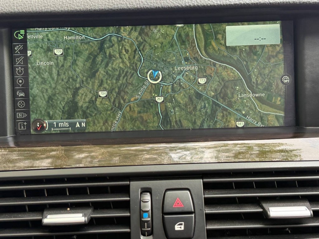2013 BMW 5 Series Image 24
