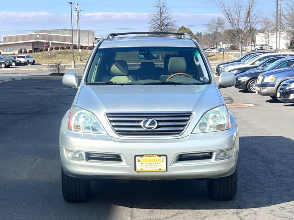 2004 Lexus GX 470 Image 2