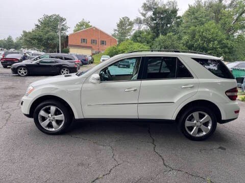 2011 Mercedes-Benz M-Class Image 3