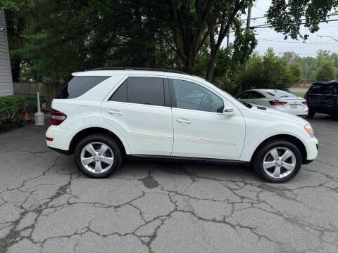 2011 Mercedes-Benz M-Class Image 7