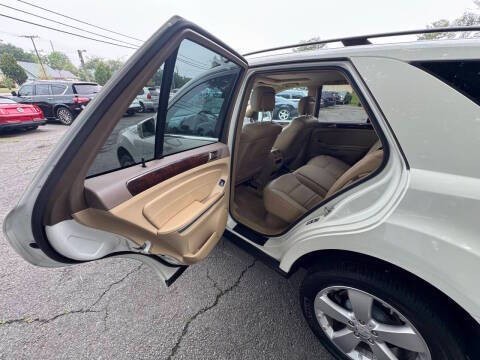 2011 Mercedes-Benz M-Class Image 13