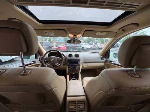 2011 Mercedes-Benz M-Class Image 27