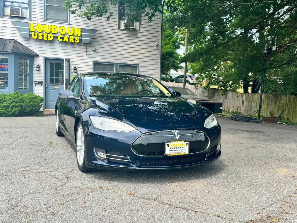 2013 Tesla Model S Image 3