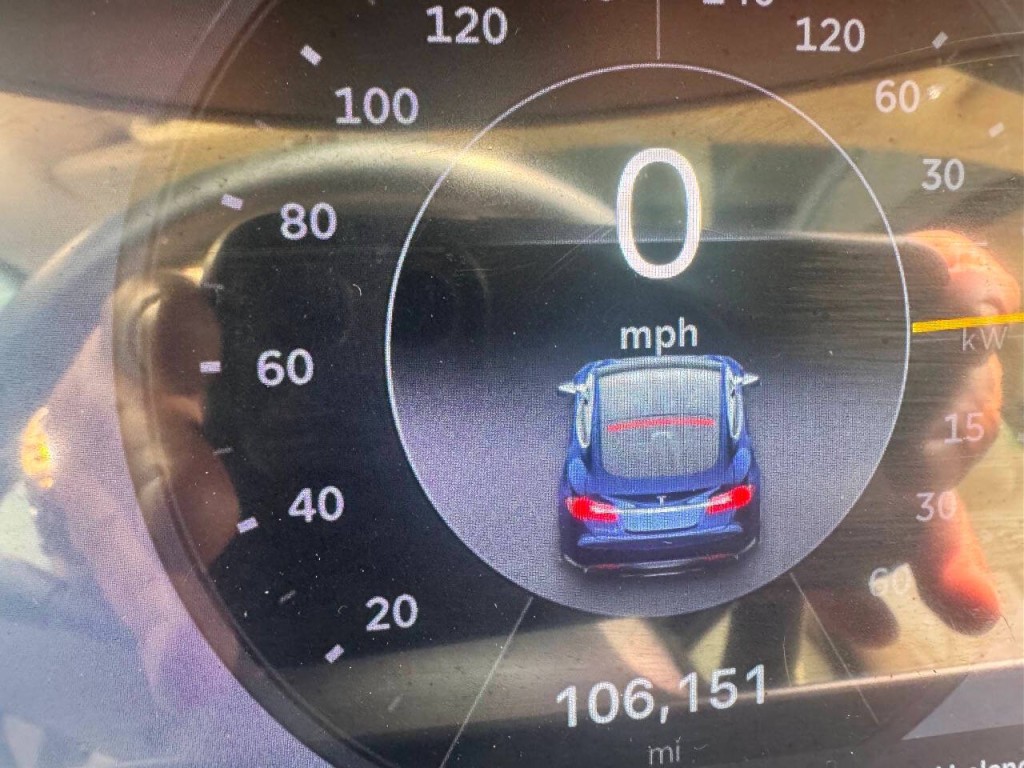 2013 Tesla Model S Image 35