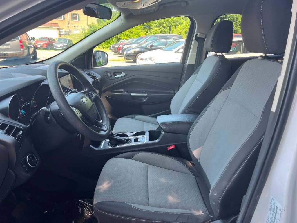 2017 Ford Escape Image 21