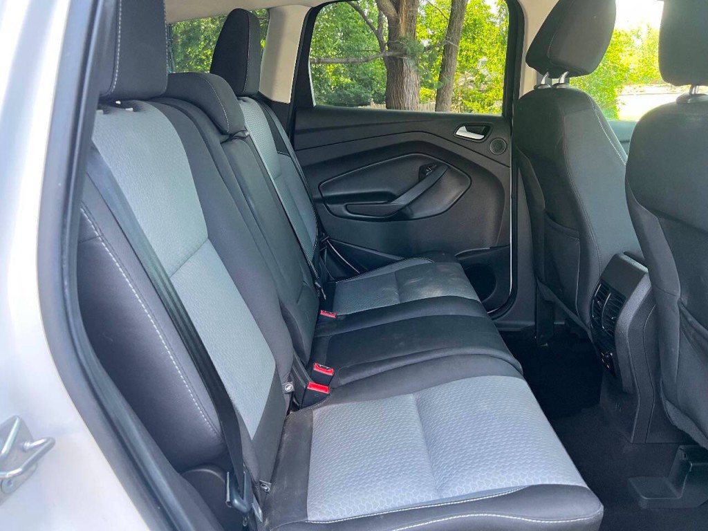 2017 Ford Escape Image 22