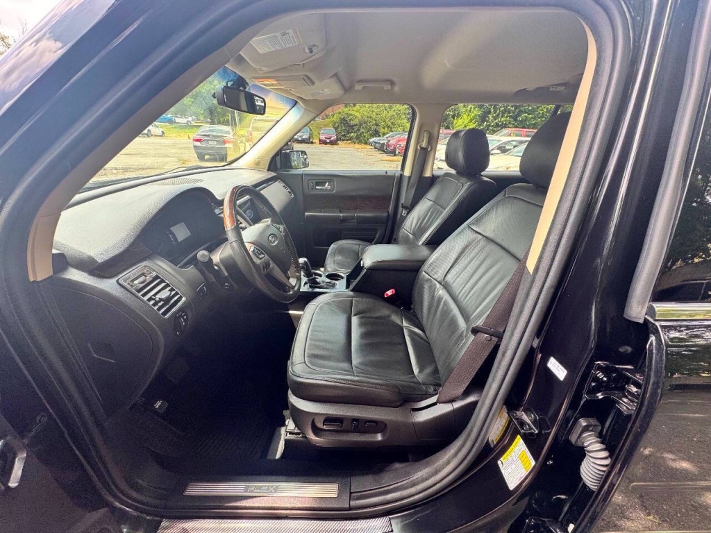 2019 Ford Flex Image 8