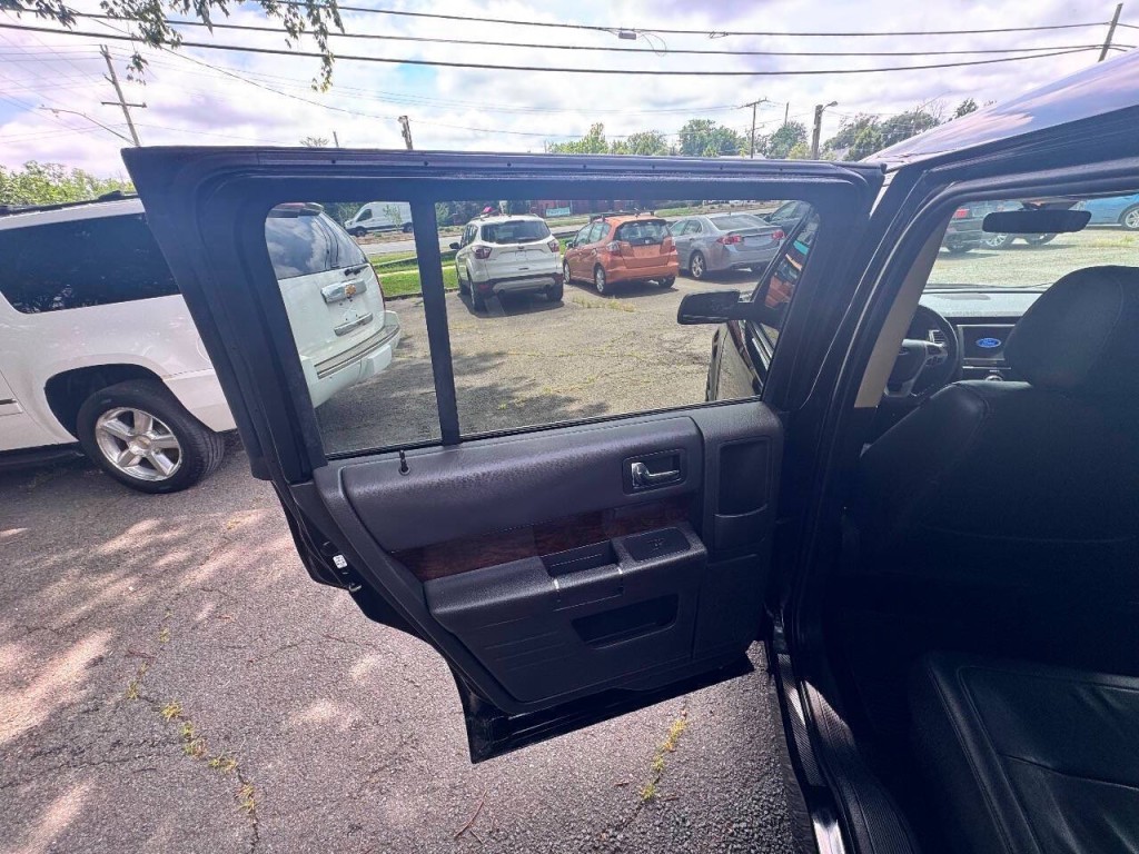 2019 Ford Flex Image 9