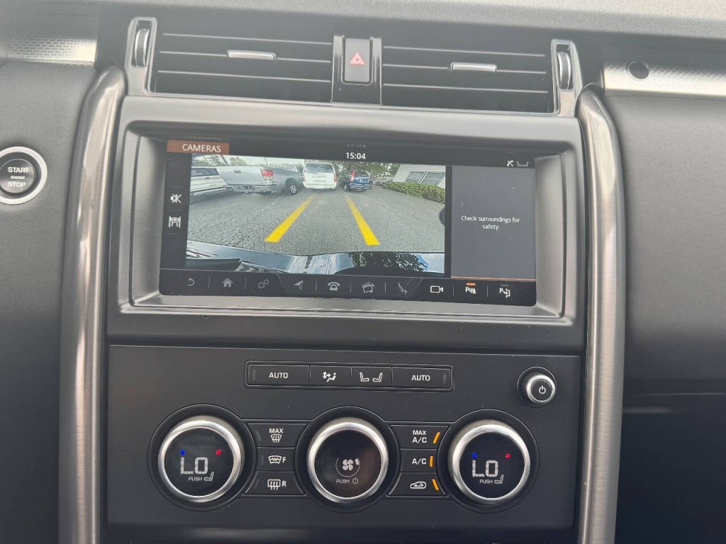 2020 Land Rover Discovery Image 22