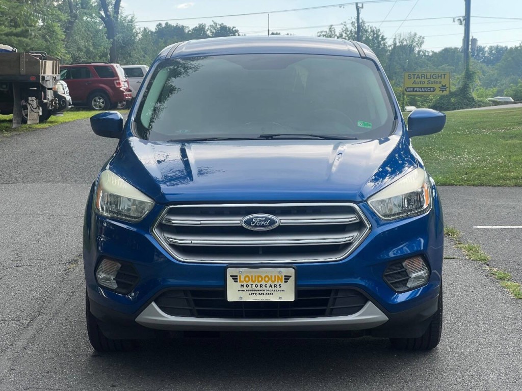 2017 Ford Escape Image 2
