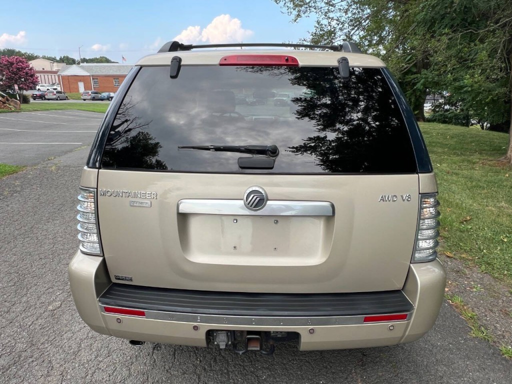 2007 Mercury Mountaineer Image 6