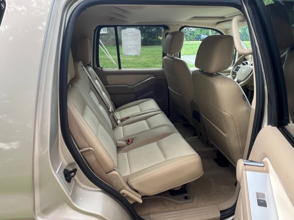 2007 Mercury Mountaineer Image 15