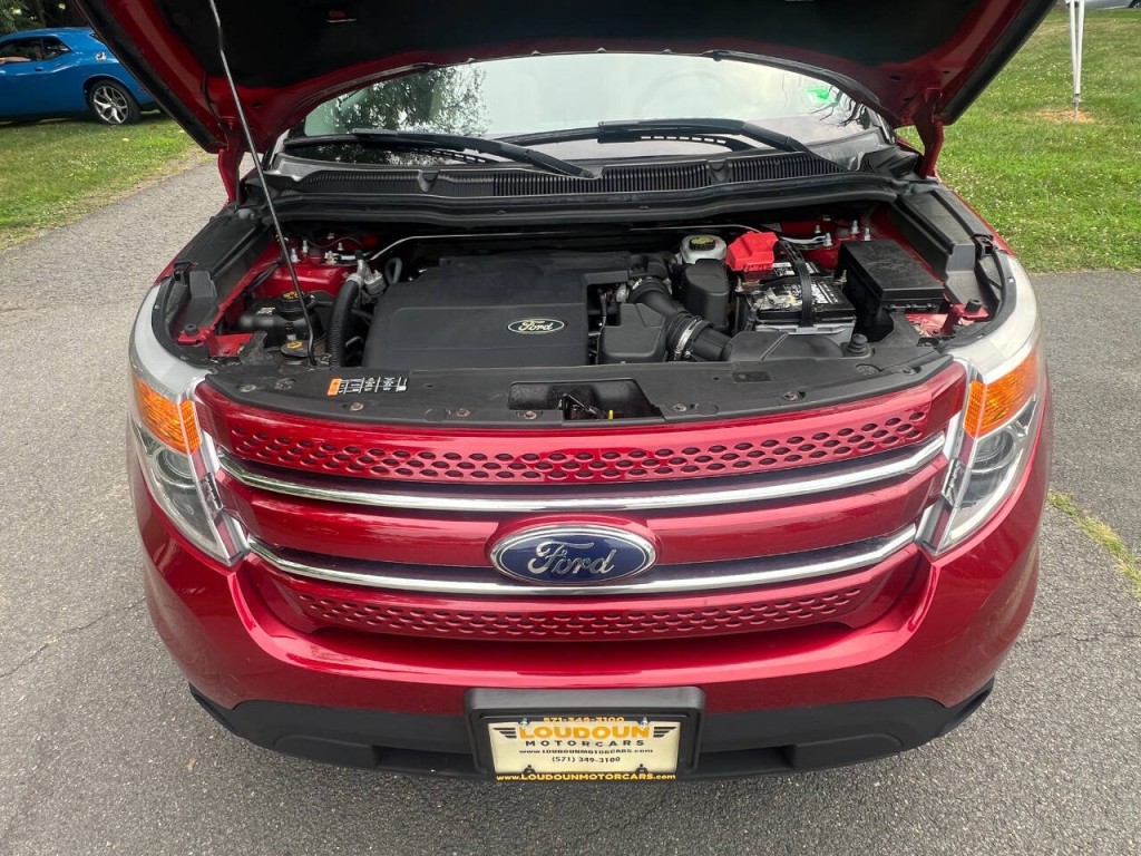 2015 Ford Explorer Image 23