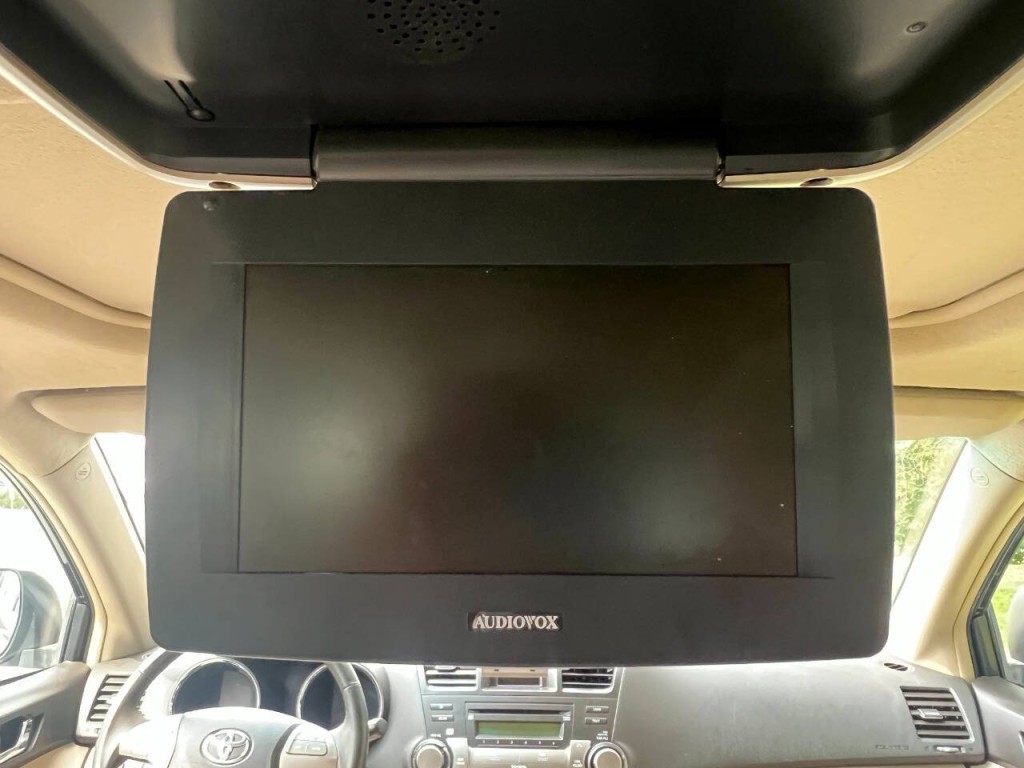 2009 Toyota Highlander Image 21