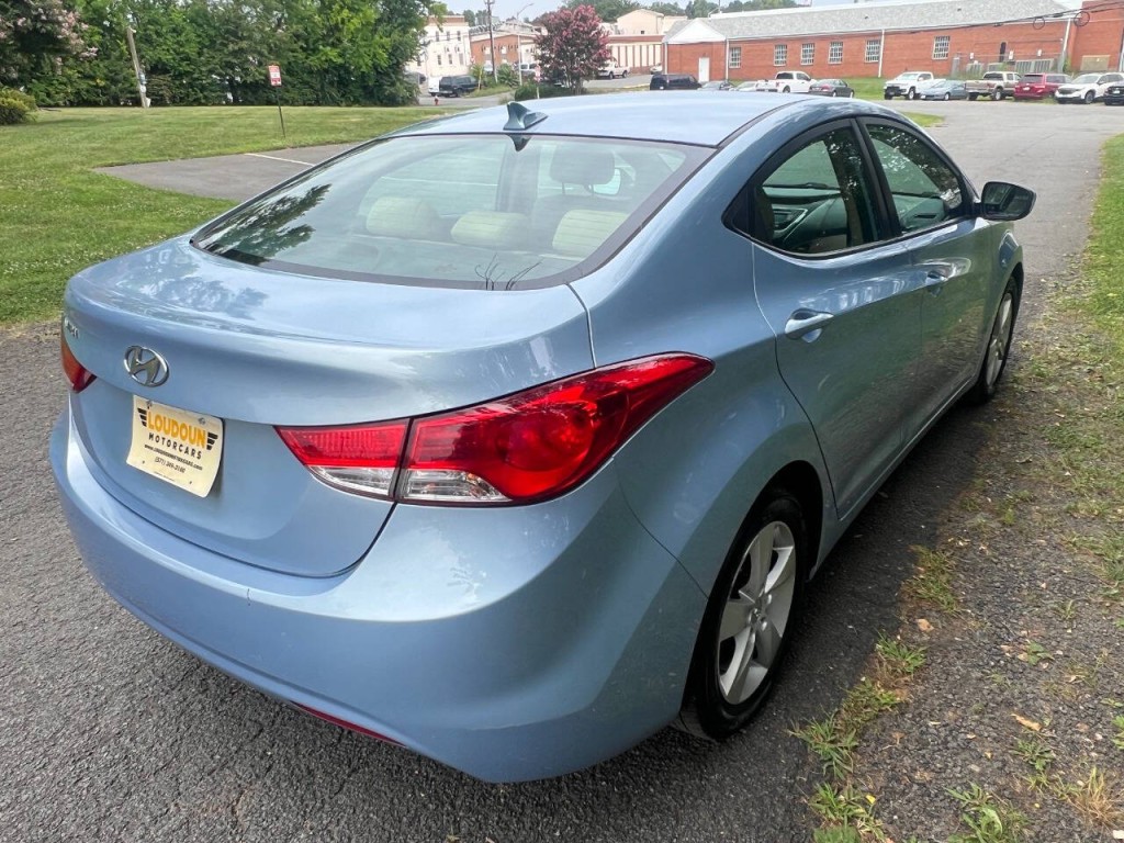 2012 Hyundai Elantra Image 5