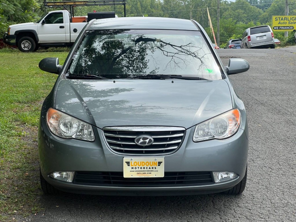 2010 Hyundai Elantra Image 2