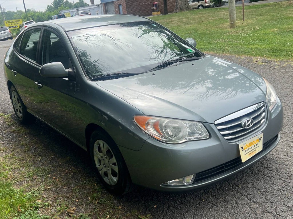 2010 Hyundai Elantra Image 3
