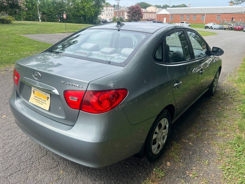 2010 Hyundai Elantra Image 5