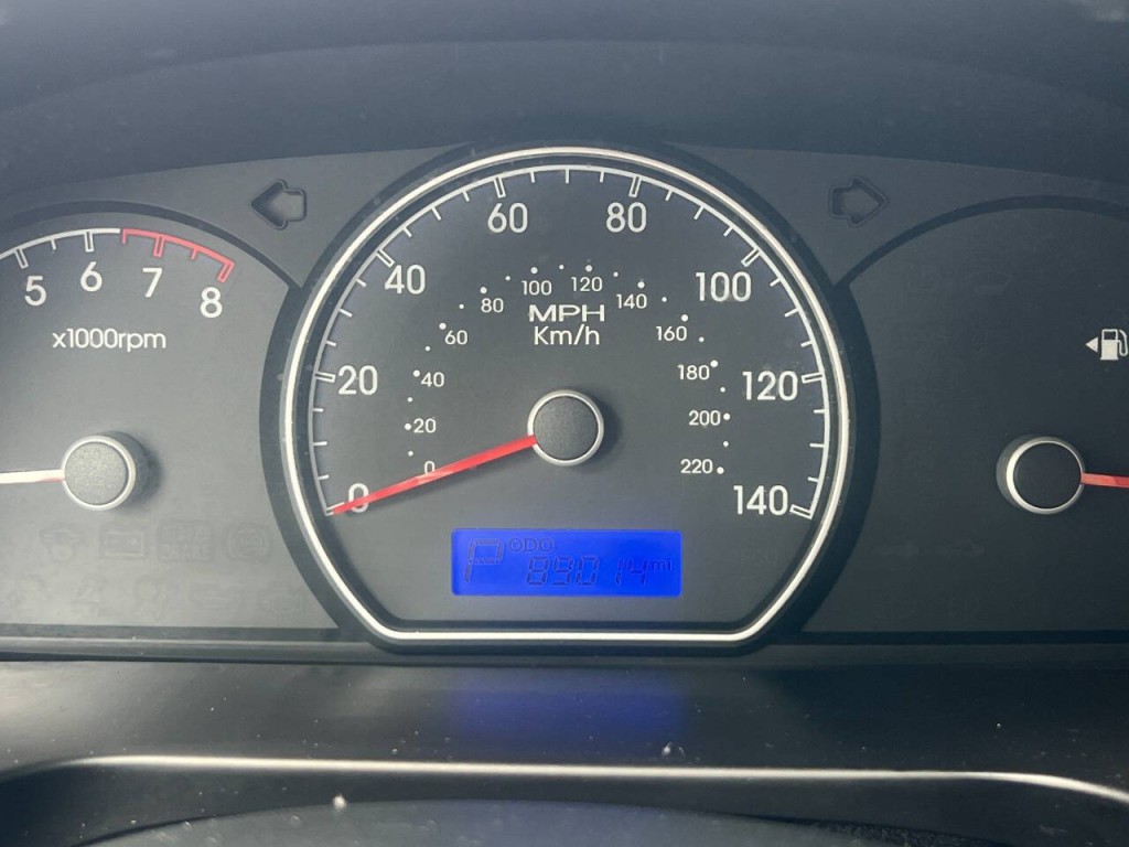 2010 Hyundai Elantra Image 22