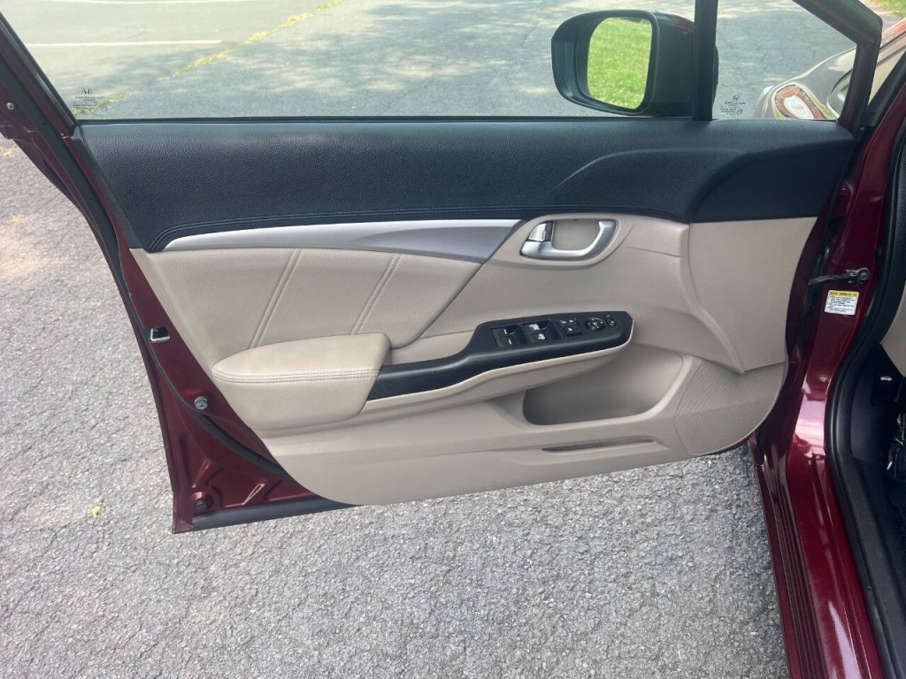 2014 Honda Civic Image 8