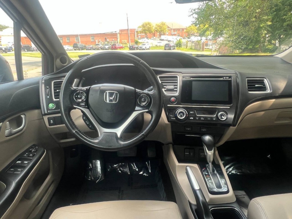 2014 Honda Civic Image 18