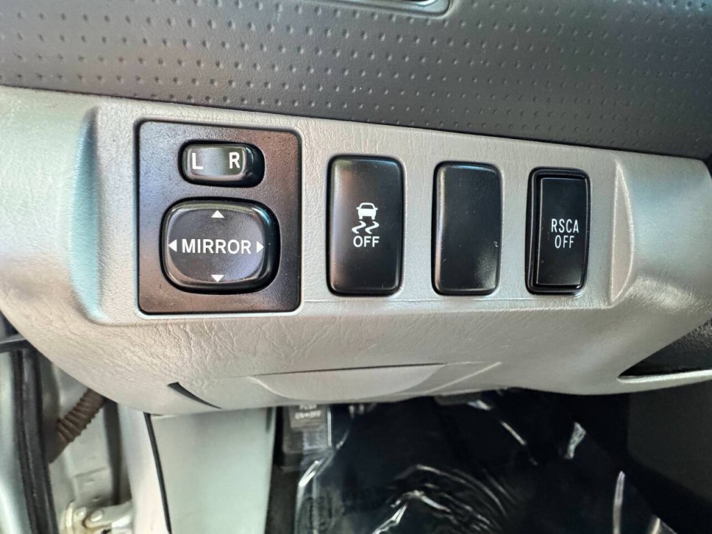 2013 Toyota Tacoma Image 20