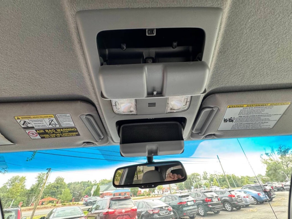 2013 Toyota Tacoma Image 30