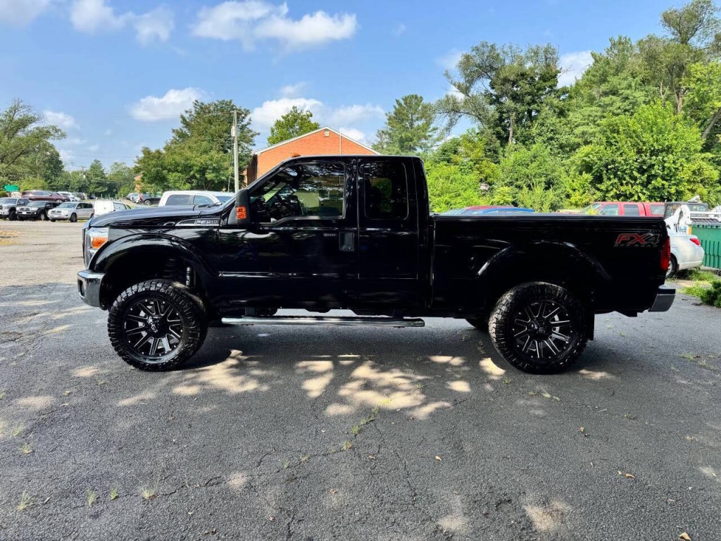 2016 Ford F-350 Image 2