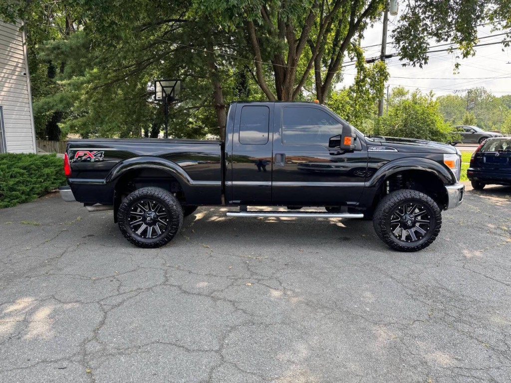2016 Ford F-350 Image 7