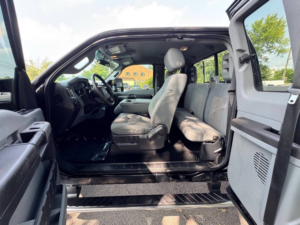 2016 Ford F-350 Image 14