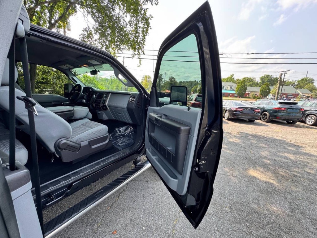 2016 Ford F-350 Image 15