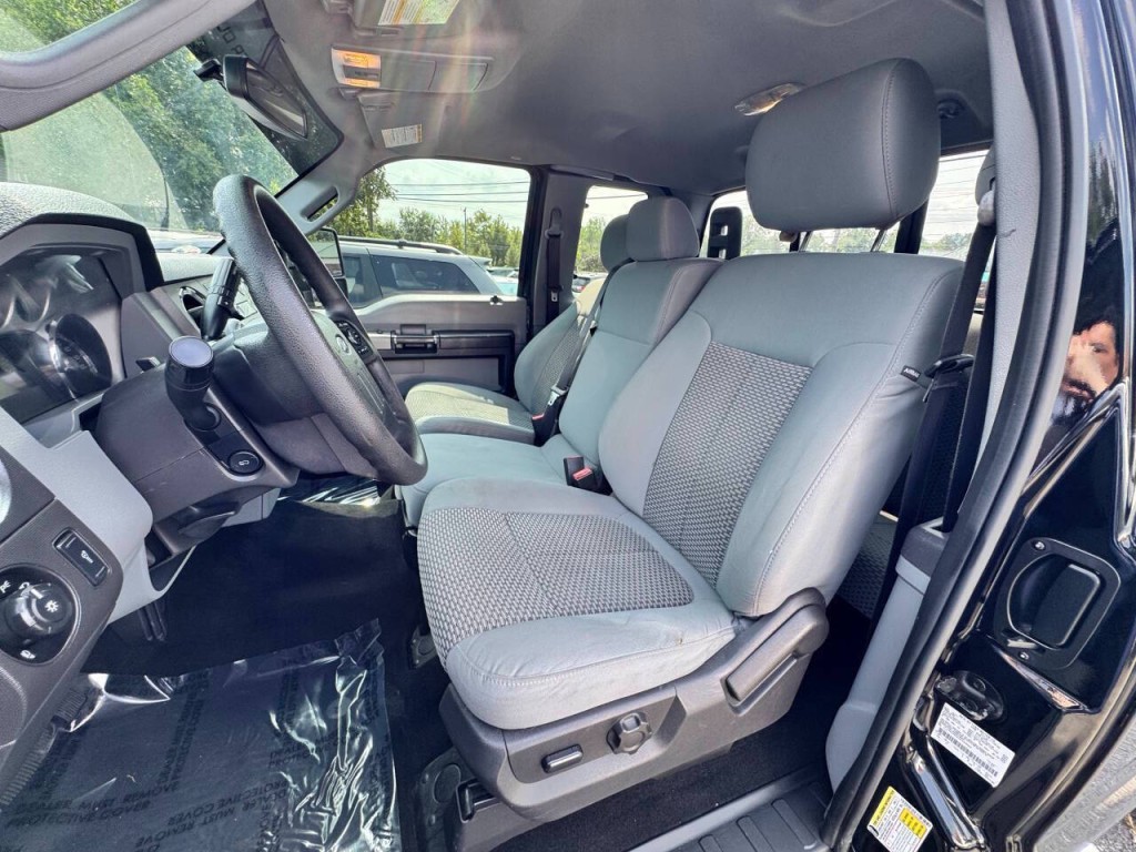 2016 Ford F-350 Image 25