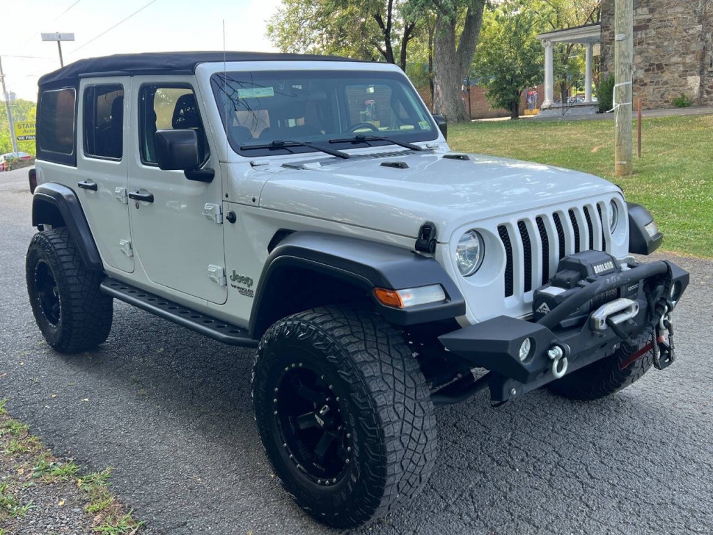 2020 Jeep Wrangler Unlimited Image 3
