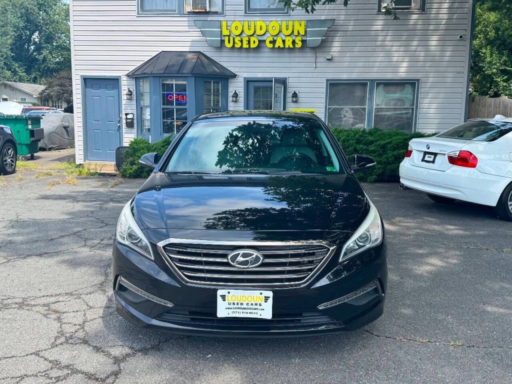 2015 Hyundai Sonata Image 2