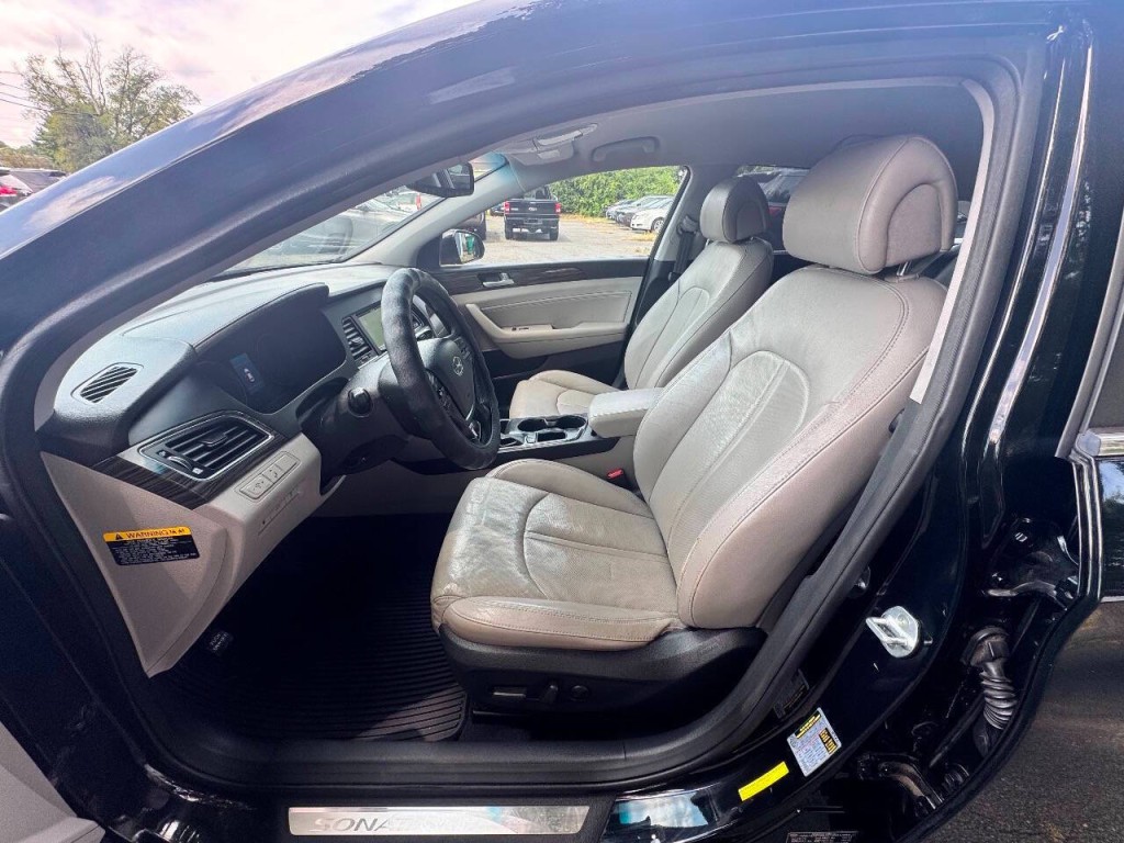 2015 Hyundai Sonata Image 8