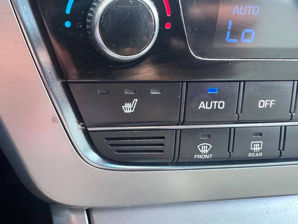 2015 Hyundai Sonata Image 26
