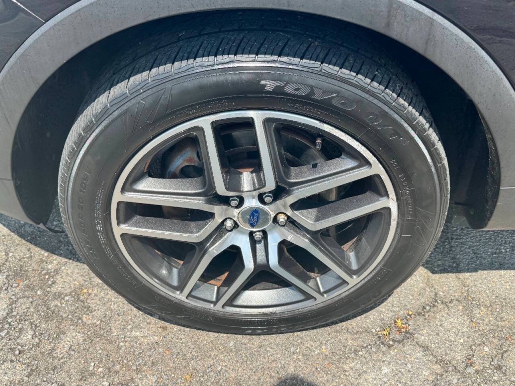 2016 Ford Explorer Image 29