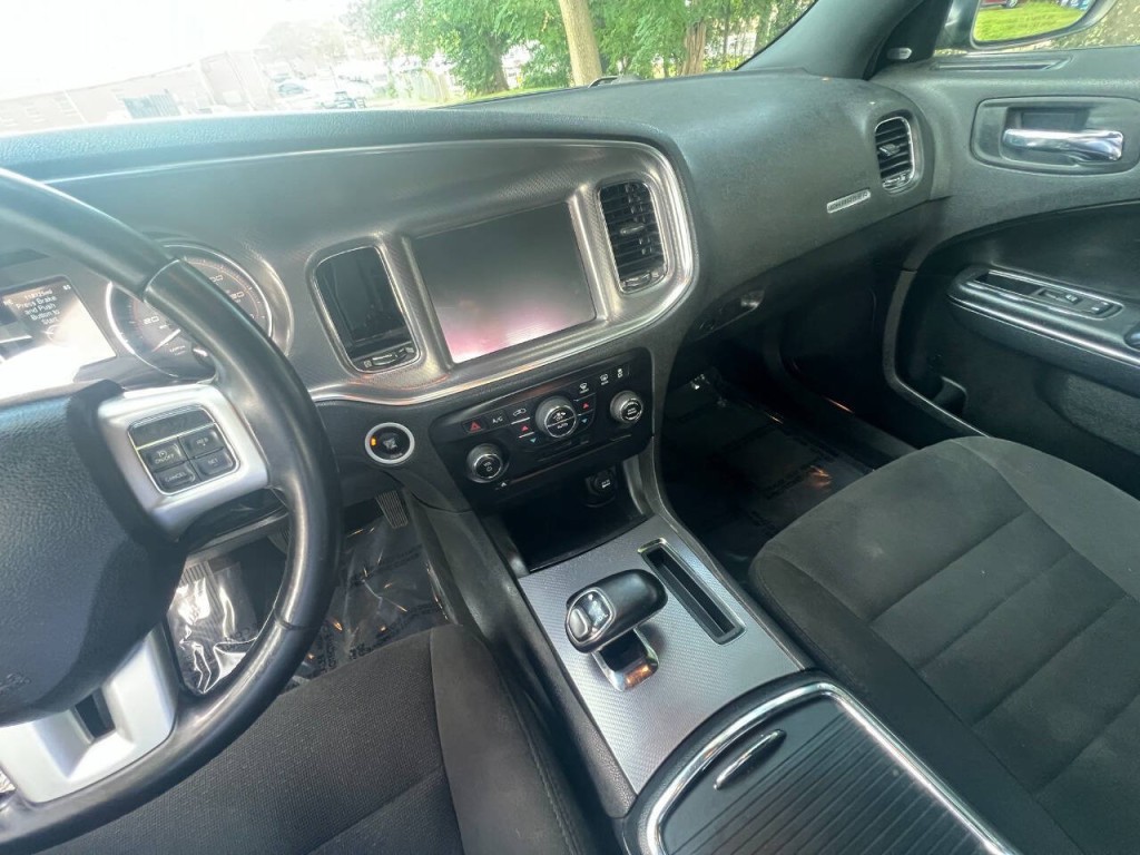 2014 Dodge Charger Image 26