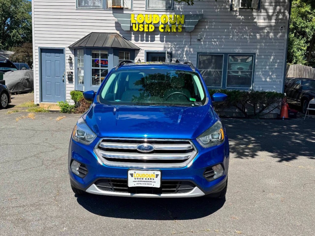 2017 Ford Escape Image 2