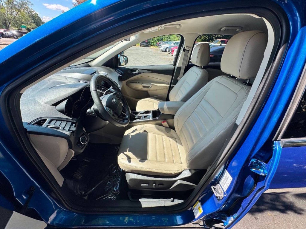 2017 Ford Escape Image 8