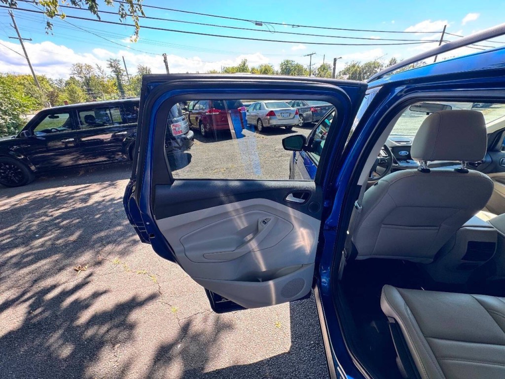 2017 Ford Escape Image 9