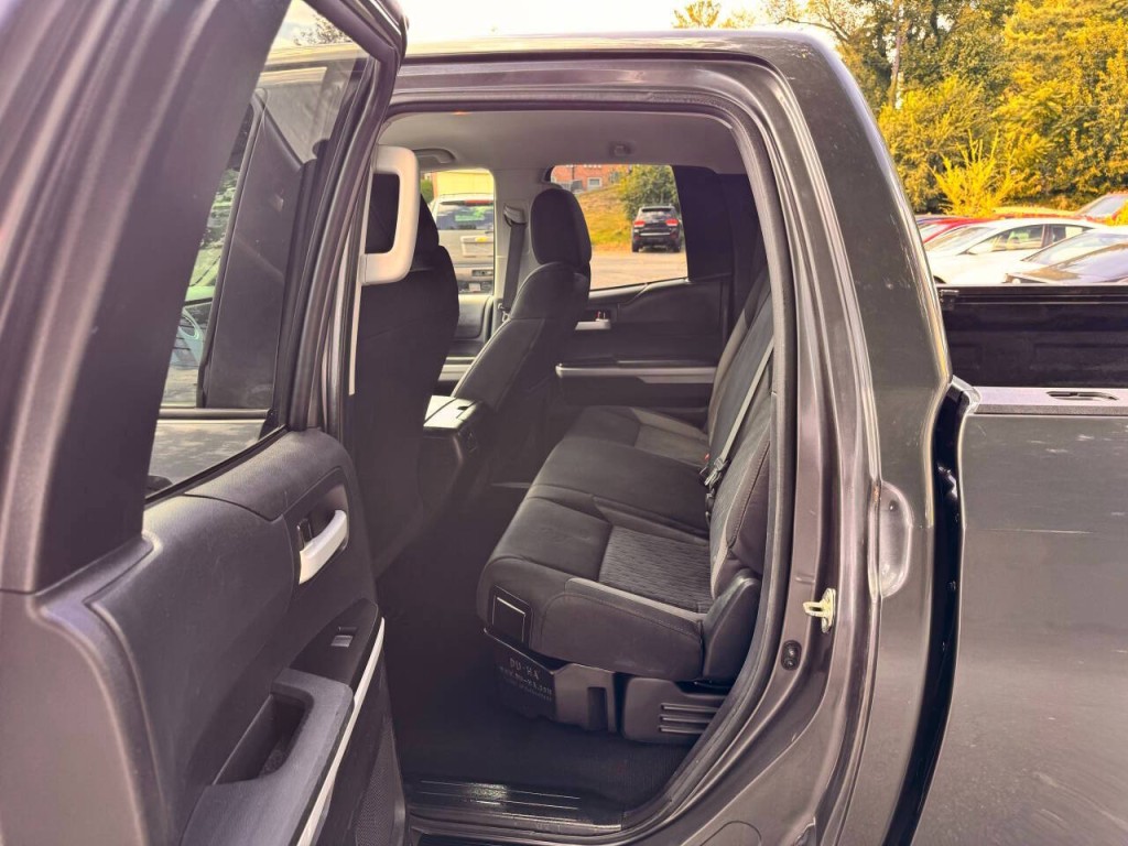 2014 Toyota Tundra Image 13
